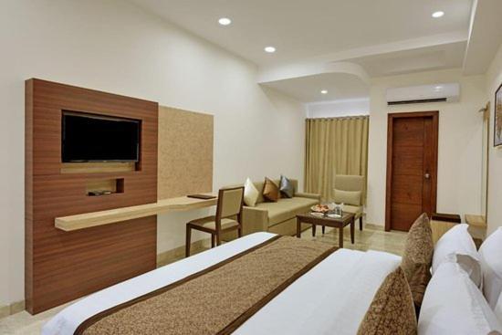 Hotel The Infinity Near Delhi Airport New Delhi Bagian luar foto