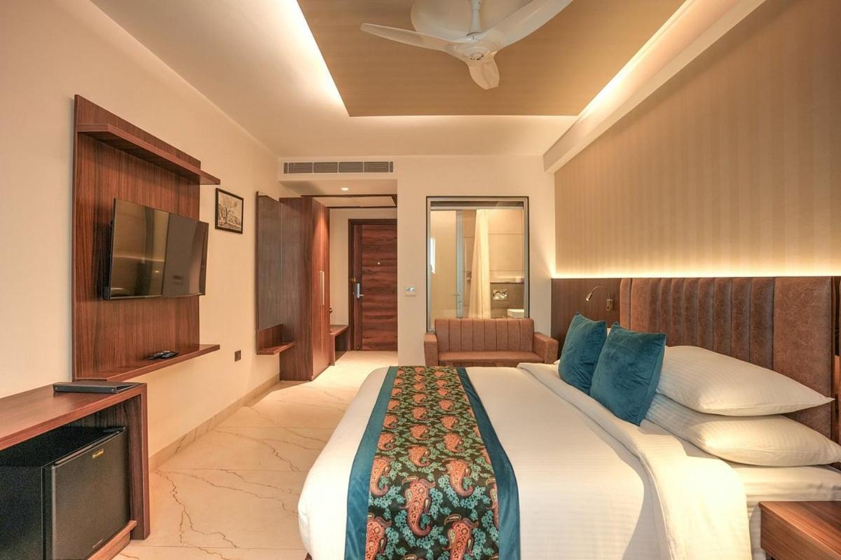Hotel The Infinity Near Delhi Airport New Delhi Bagian luar foto