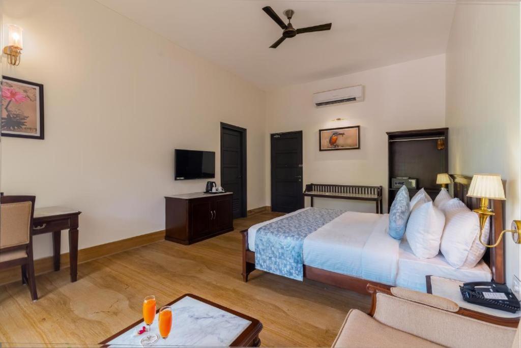 Hotel The Infinity Near Delhi Airport New Delhi Bagian luar foto
