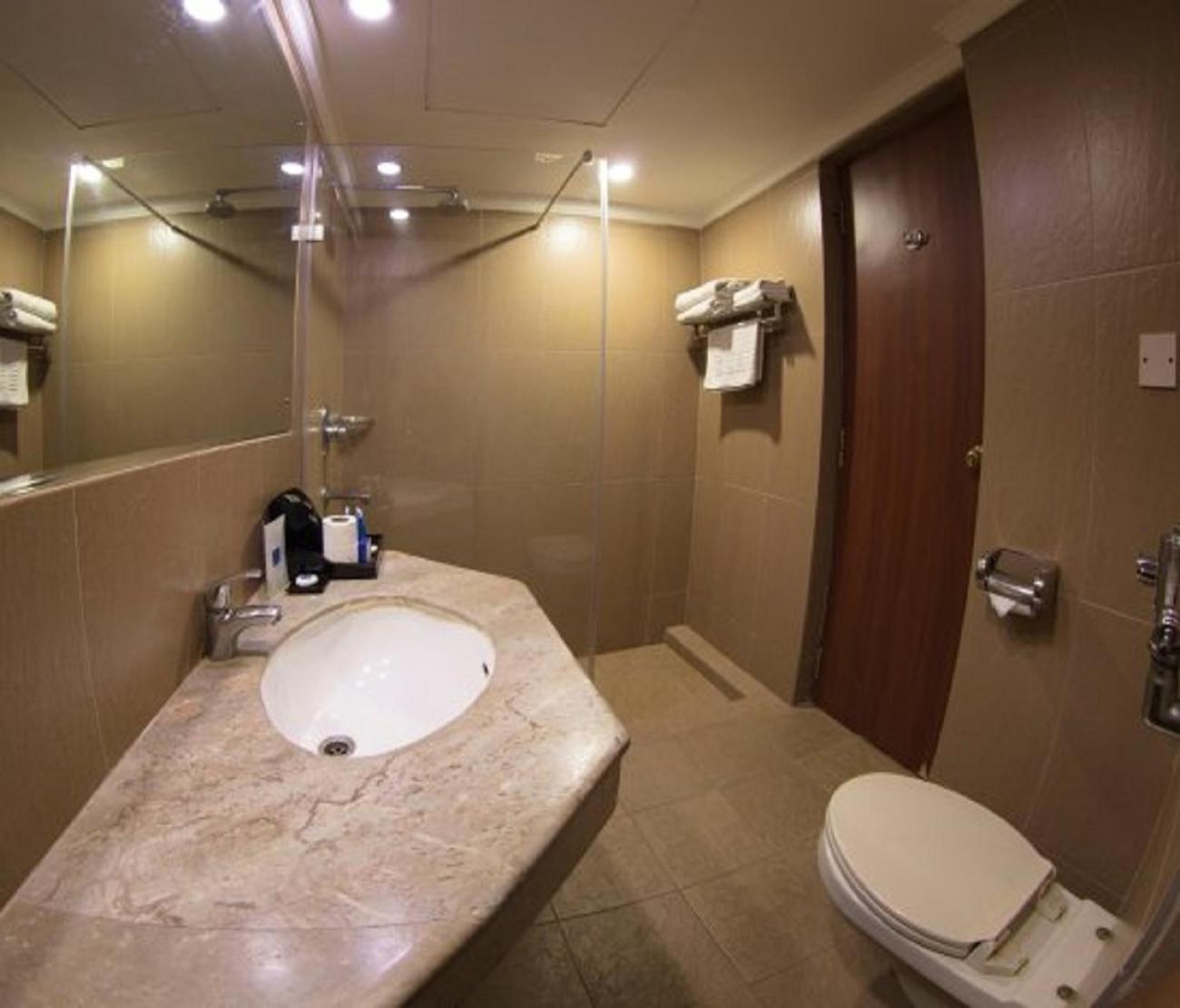 Hotel The Infinity Near Delhi Airport New Delhi Bagian luar foto